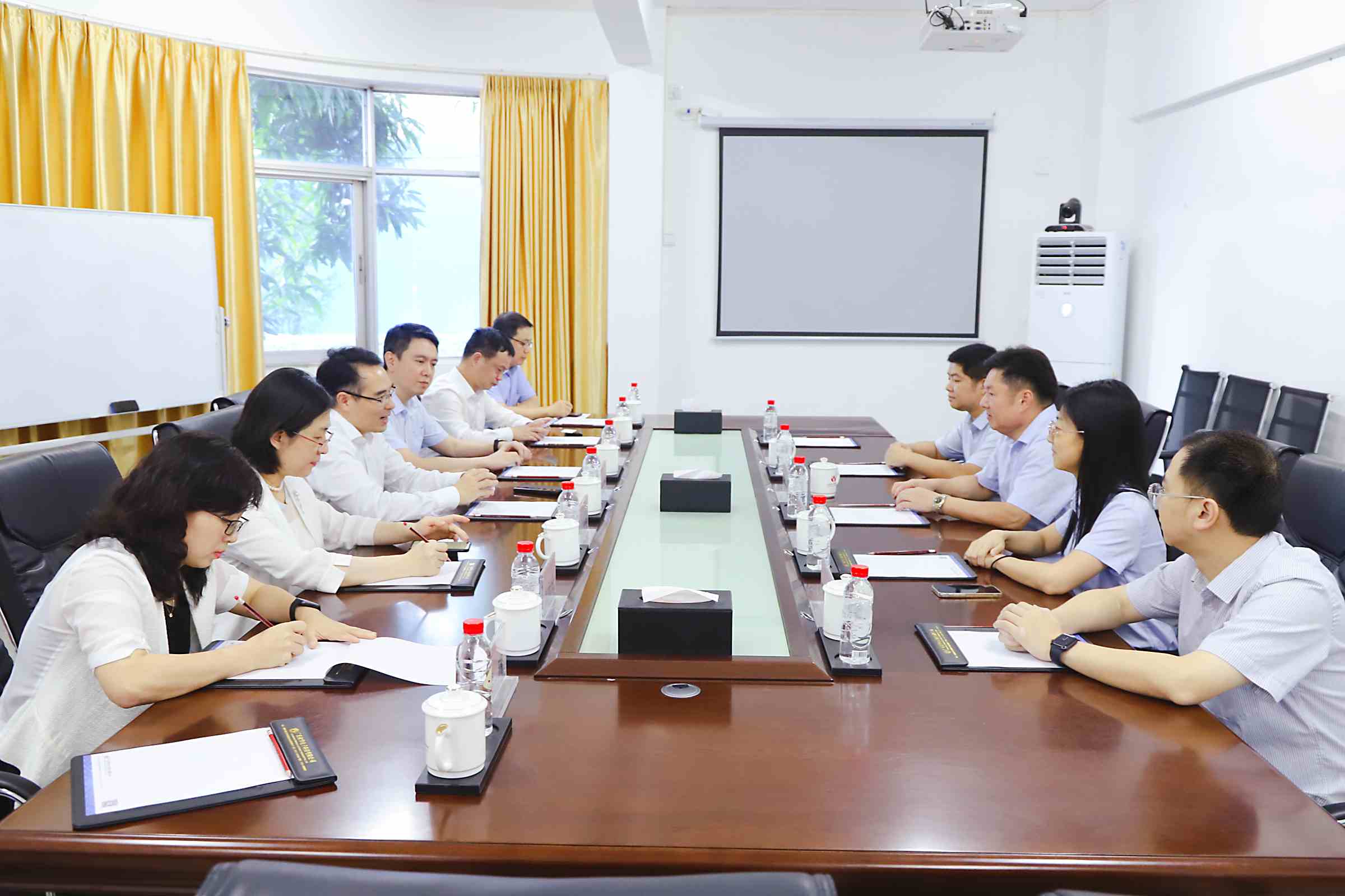 廣東盈華高端銅箔、高性能覆銅板新項目每周動態?。ㄈ冢? /></a>
        
        <div   id=